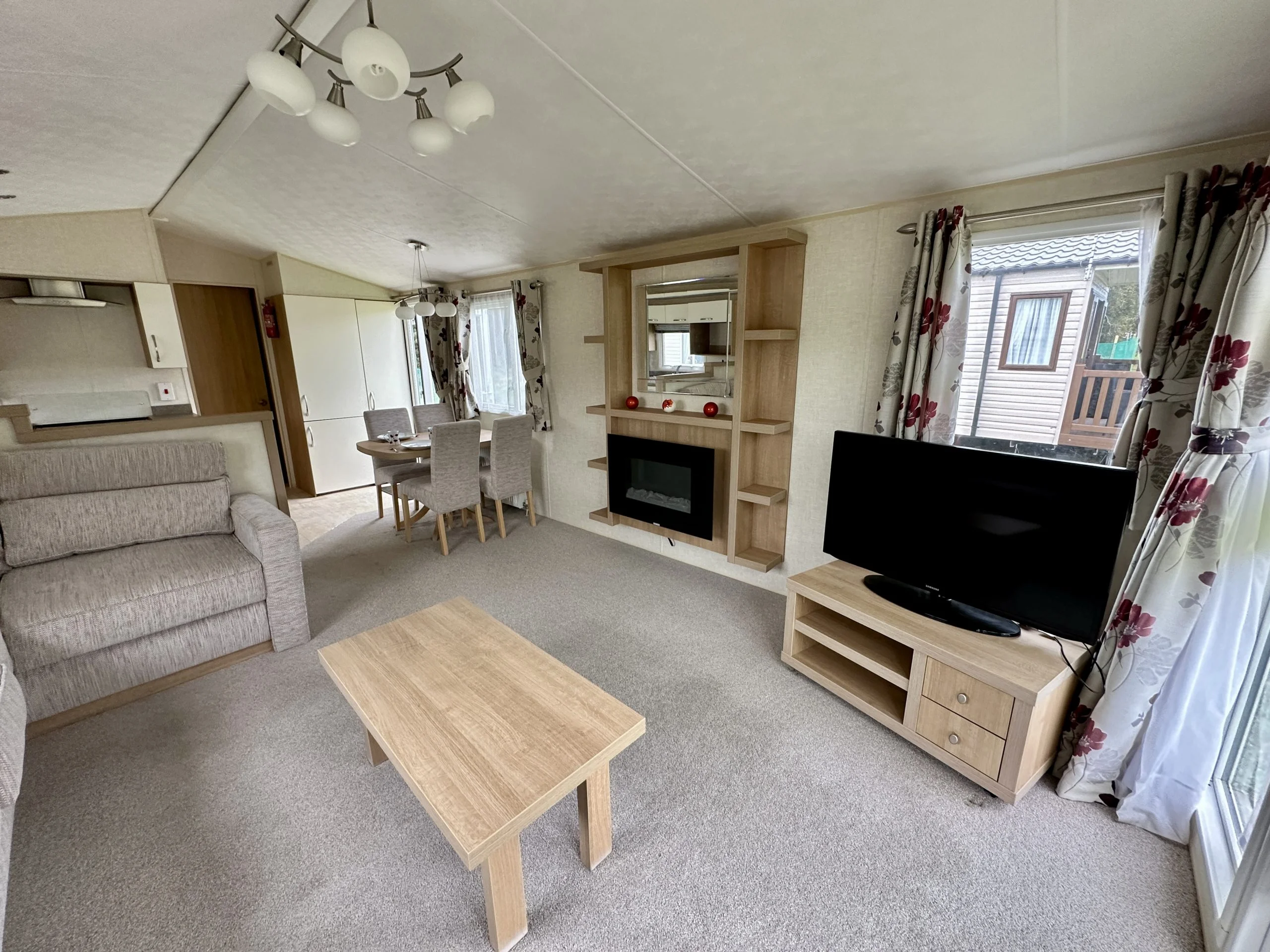 Willerby Avonmore Tv and fire place