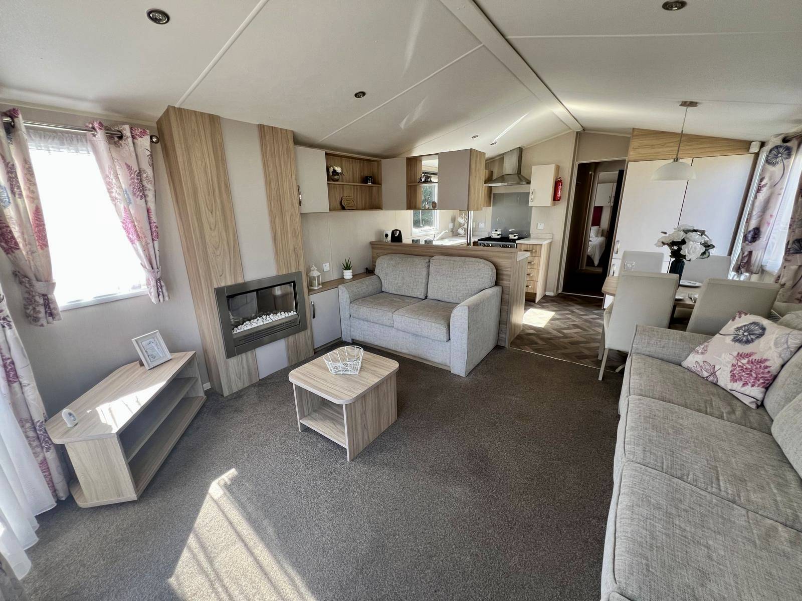 Willerby Brokenhurst lounge view